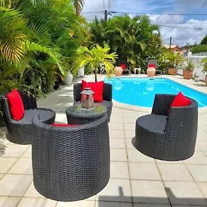 Appartement Coquet F2 Climatise Avec Piscine Au Lamentin, Le Lamentin